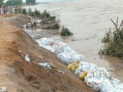 गंगा का जलस्तर बढ़ने से रावली तटबंध पर संकट, विभाग ने तेज किए बचाव कार्य