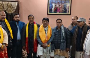 वरिष्ठ भाजपा नेता पंडित पुनीत वशिष्ठ जी के आवास पर पूर्व केंद्रीय मंत्री भारत सरकार डॉ महेश शर्मा जी का भव्य स्वागत किया